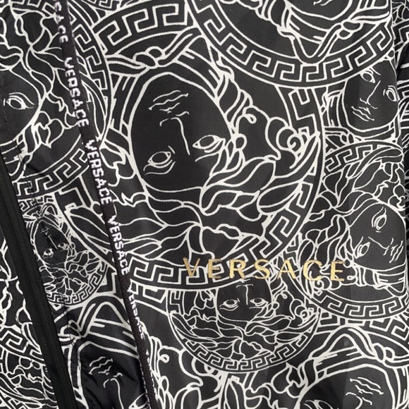 Rare Versace Medusa everywhere hooded jacket / windbreaker